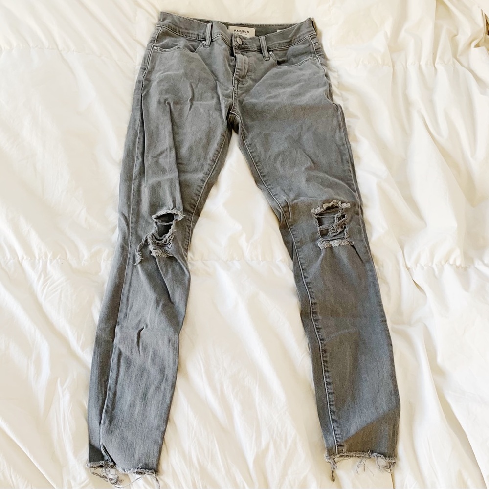 Grey skinny jeans!